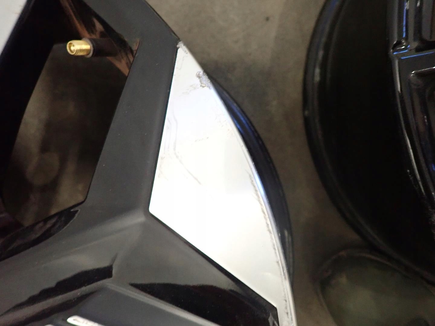 disk disk RENAULT 5x114,3 ET34 7J 20" 403003990