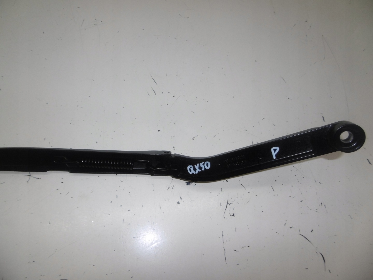 wiper arm right front EU INFINITI QX50 Q50