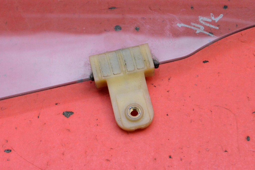 window side right front front HYUNDAI KONA 1 and 17-19