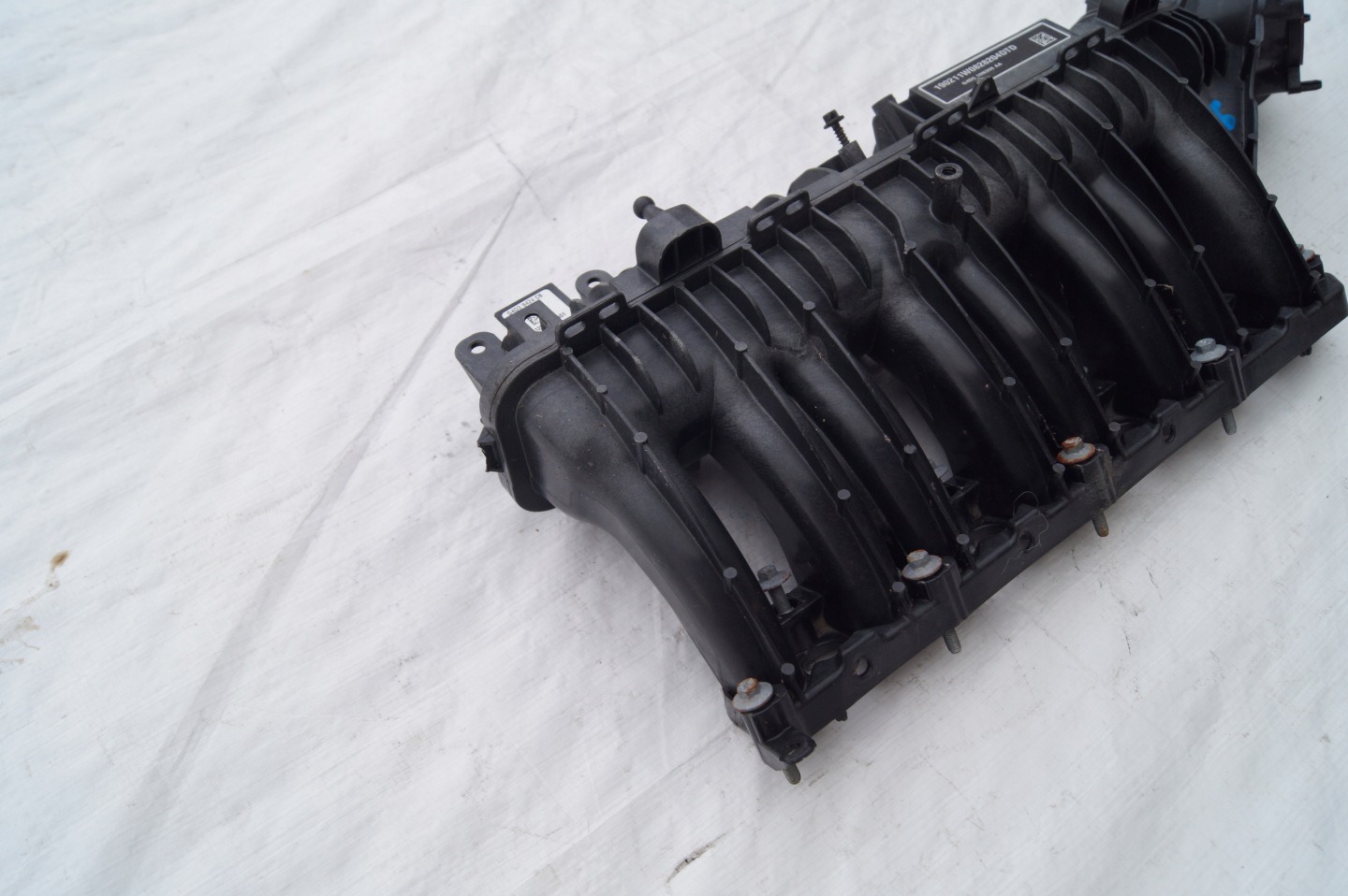 intake manifold JAGUAR XE XF 2.0 D G4D3 9424 CB