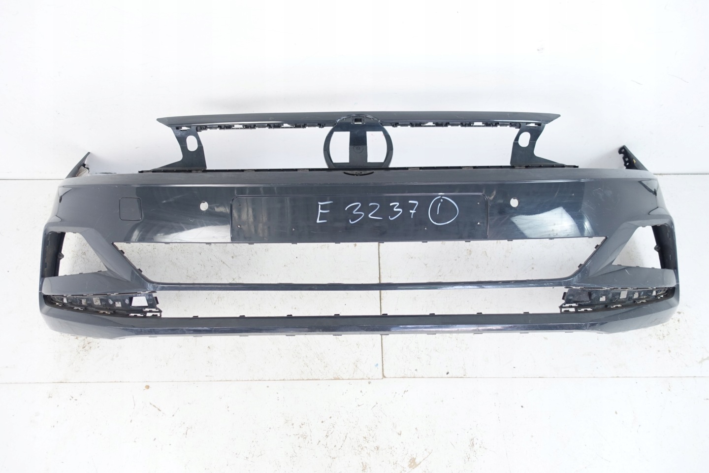 nárazník předek přední VW POLO VI 2G0 17-21 2G0807221