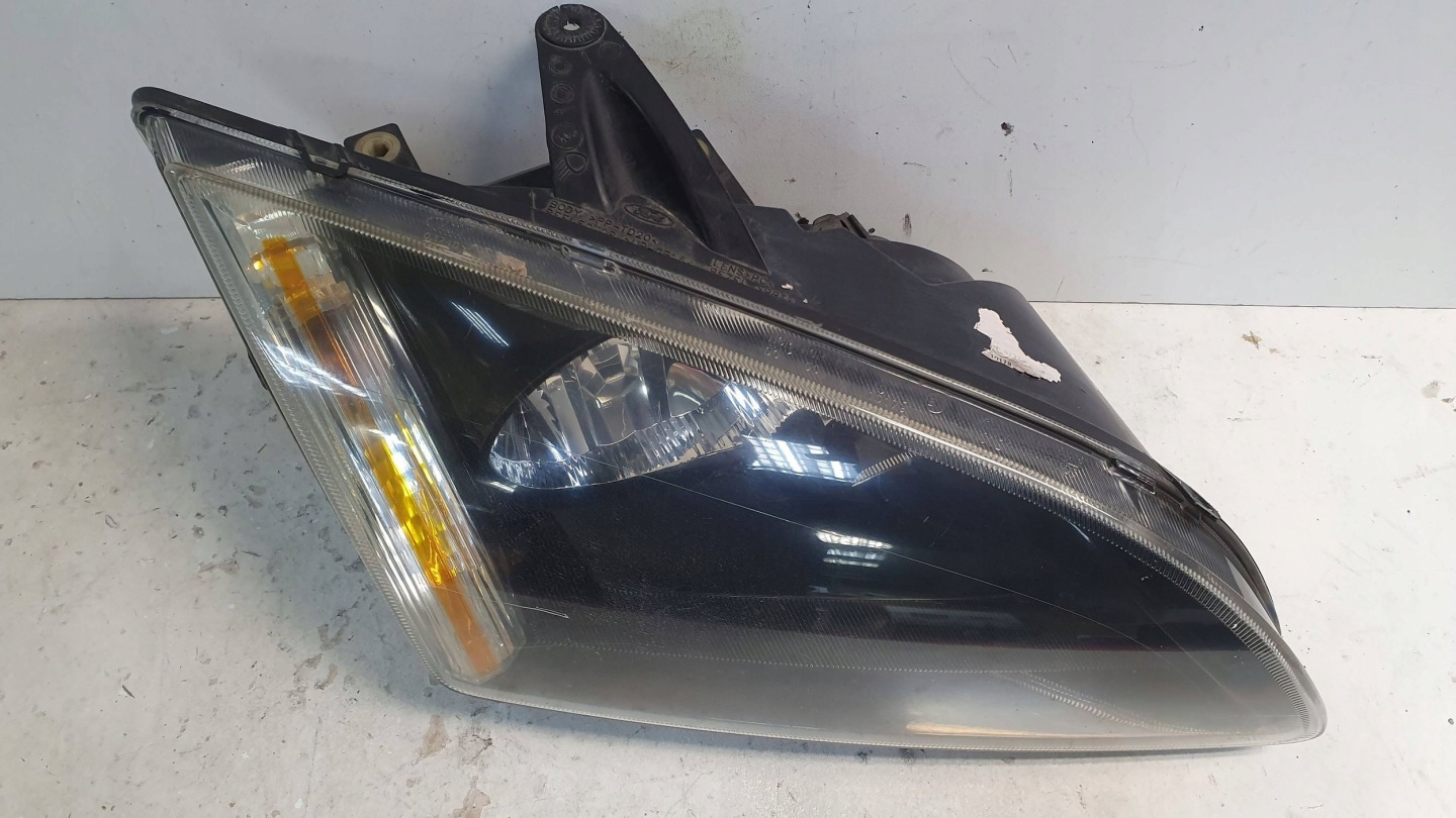 Licht vorne rechts FORD FOCUS MK2 04