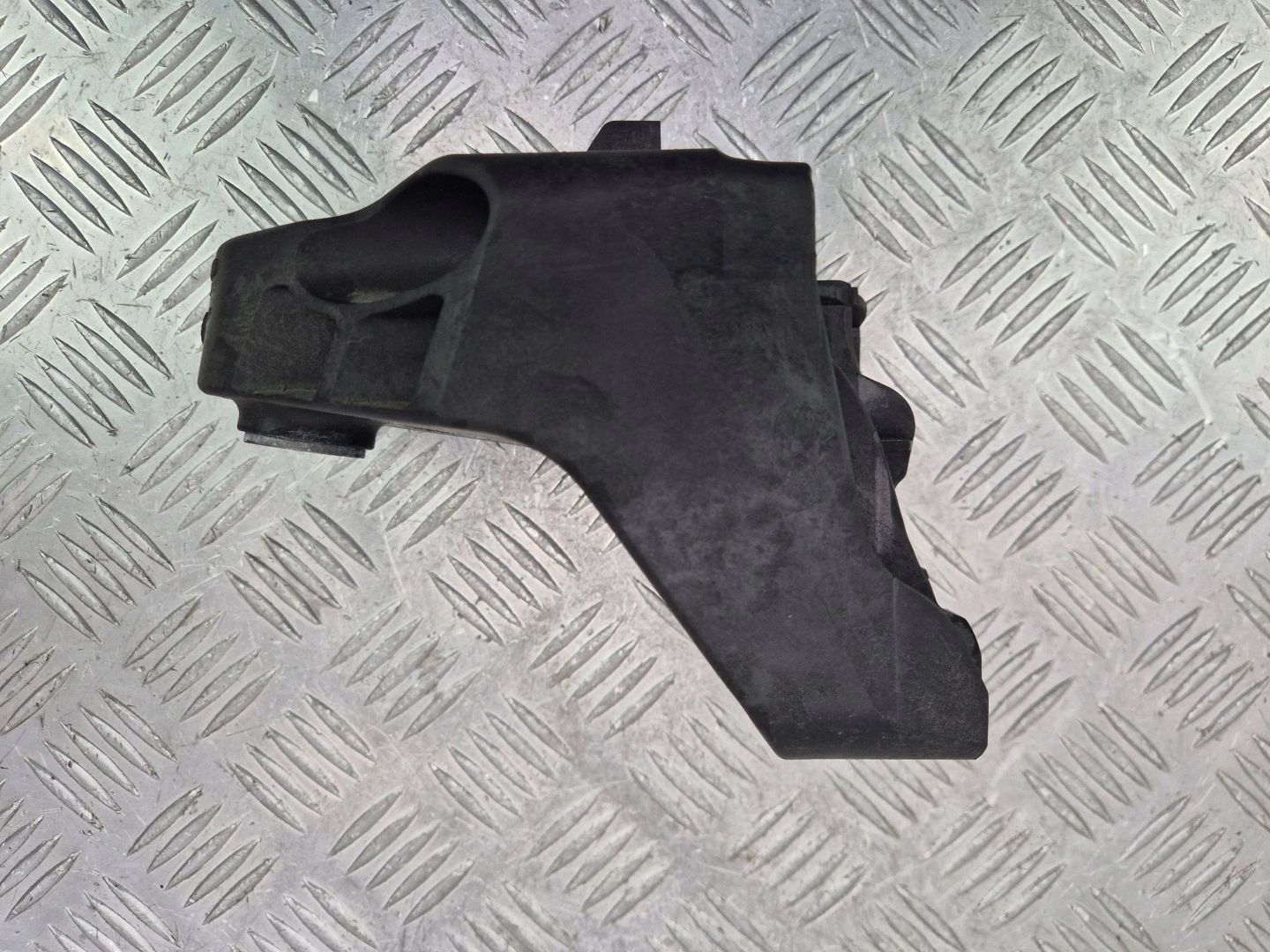 engine mount Mercedes E300d W213 654.920 A6542232200