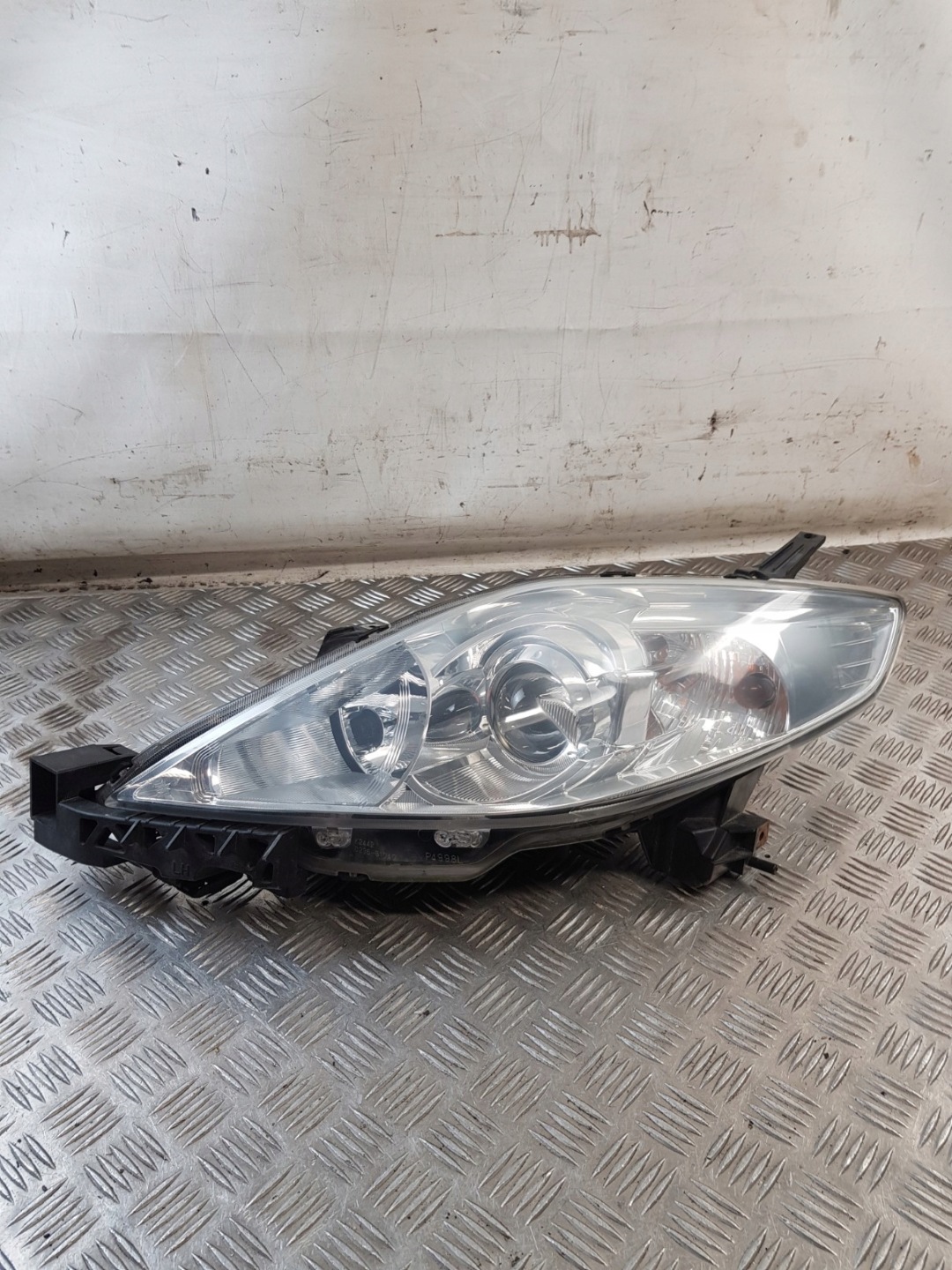 light left front P4998L MAZDA 5 and 06R- EUROPA