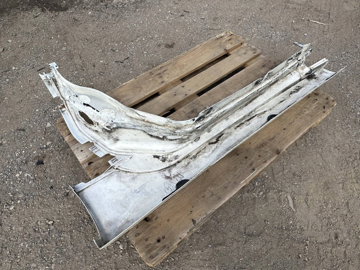 moulding threshold threshold boczny left Chevrolet Corvette C5 1997 - 2004