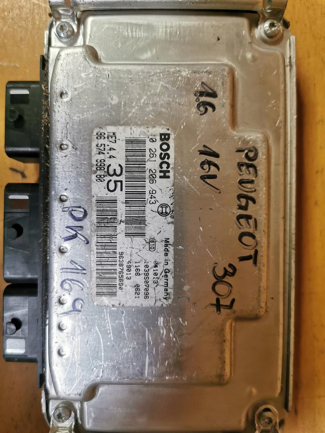control unit computer of the engine PEUGEOT 307 1.6 HDI 109KM 9657499880