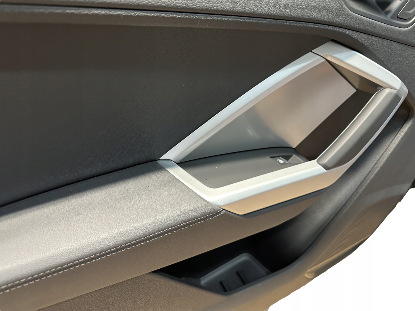 AUDI Q3 83A upholstery side door left front leather