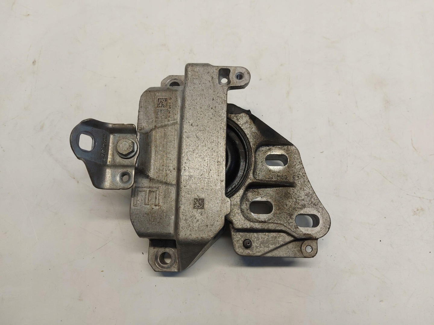 Mercedes EQA 250+ W243, engine mount A2432402500