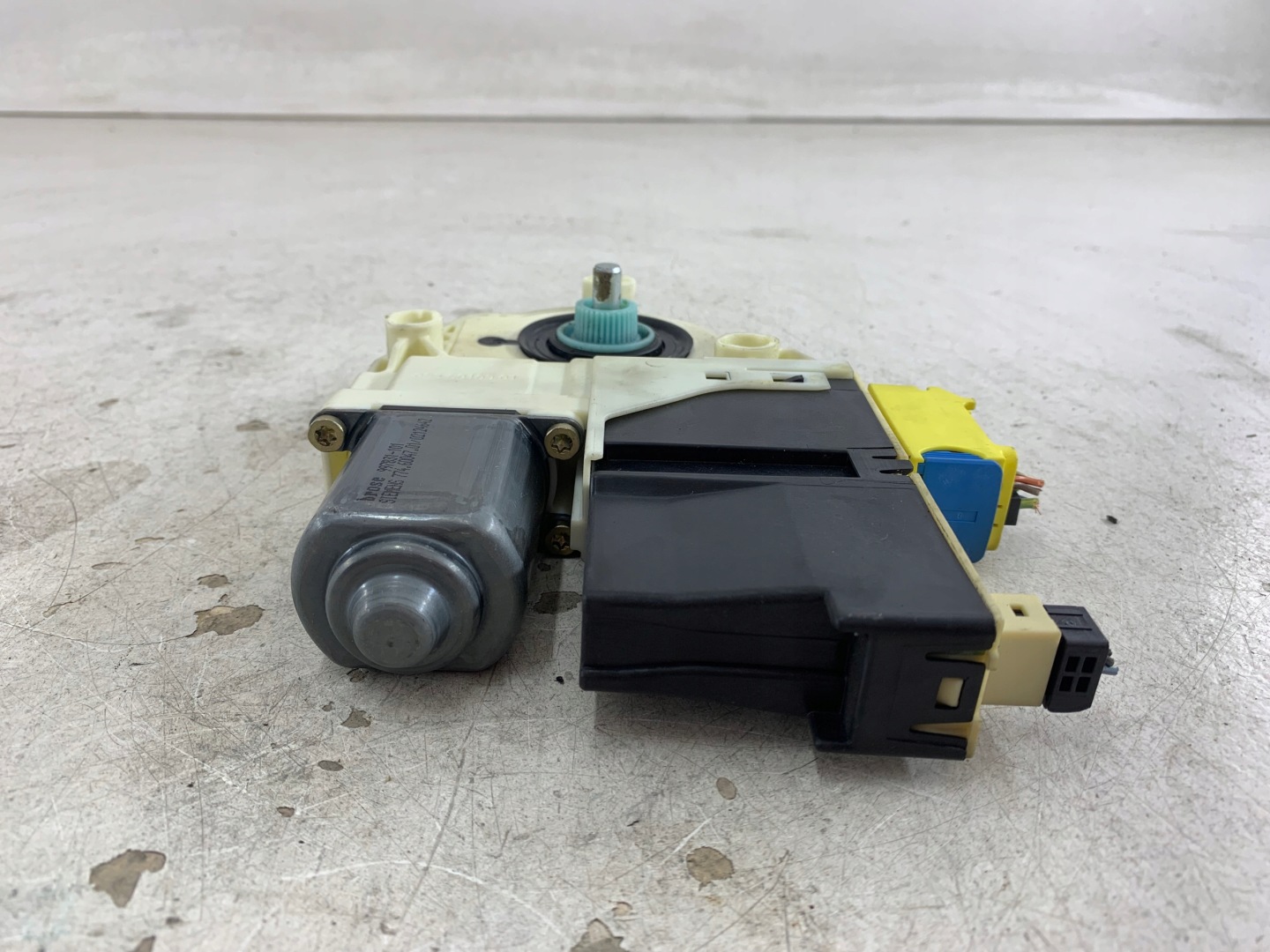 CITROEN C4 and mini motor windows right front 996388-101