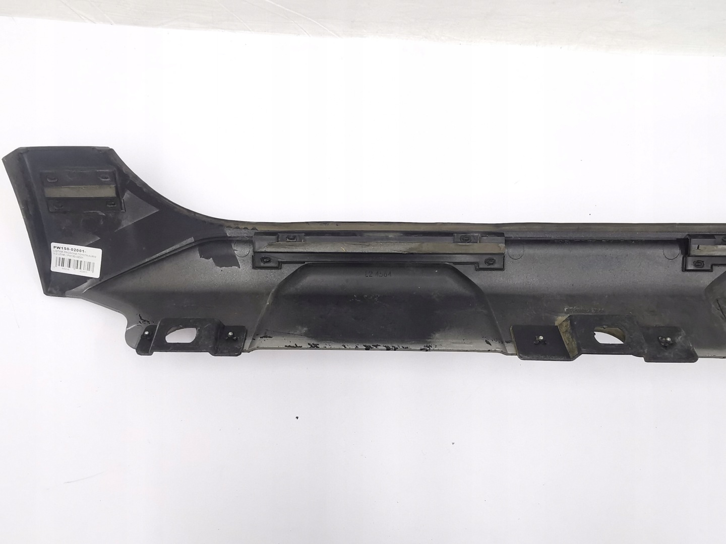 moulding threshold TOYOTA AURIS II 2 left / PW150-02001