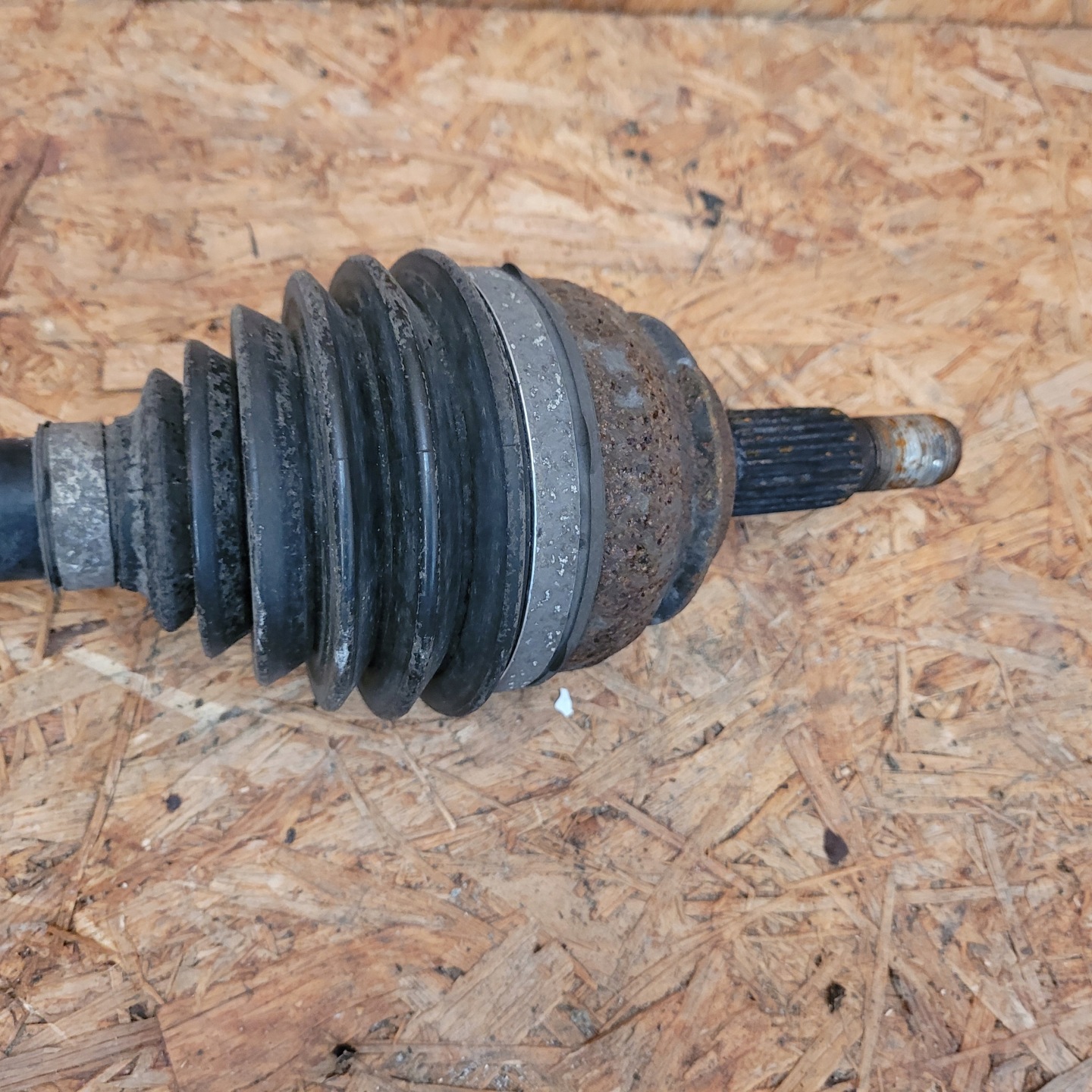 semi-axis left short. CITROEN C4 PICASSO II 2.0 BLU MANUAL