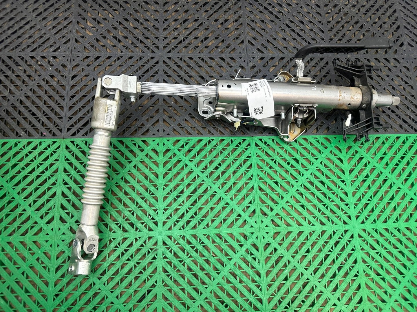 crank steering wheel steering wheel BMW 2 F46 6864826