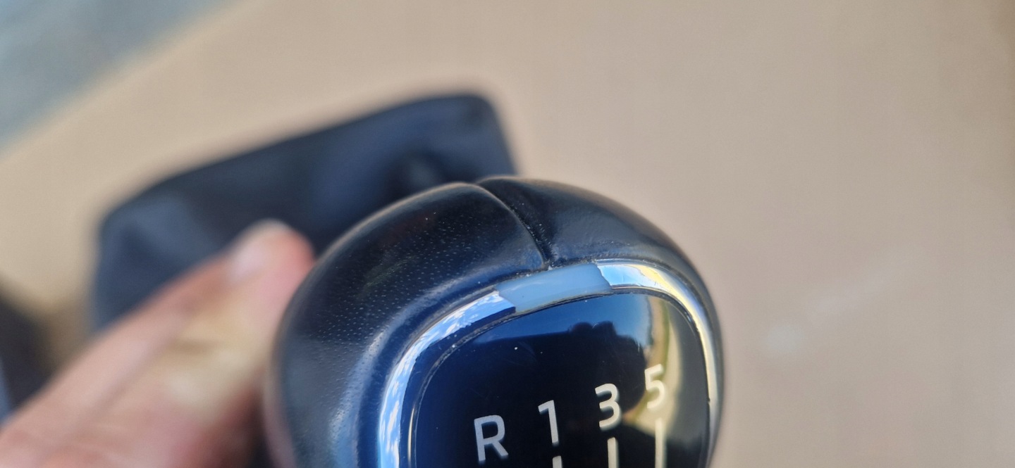 knob sleeve SKODA OCTAVIA IV MANUAL leather original
