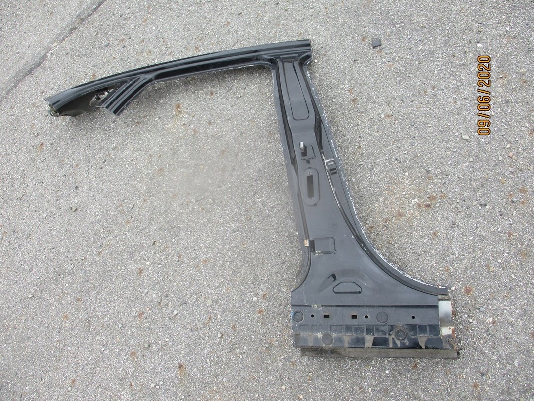 pillar right central BMW X1 E84
