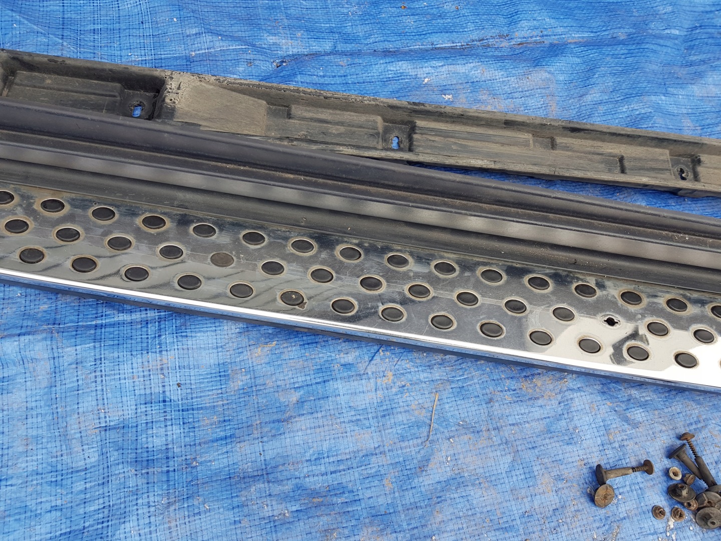 left threshold MERCEDES GL X164 W164 cap moulding threshold STOPIEN