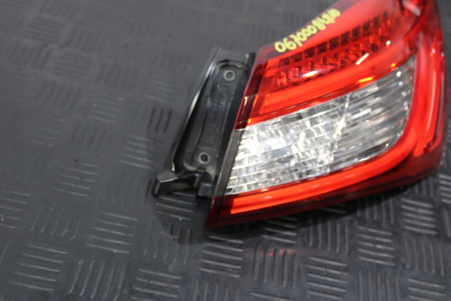 light right rear part 06700084810 MASERATI GHIBLI M157