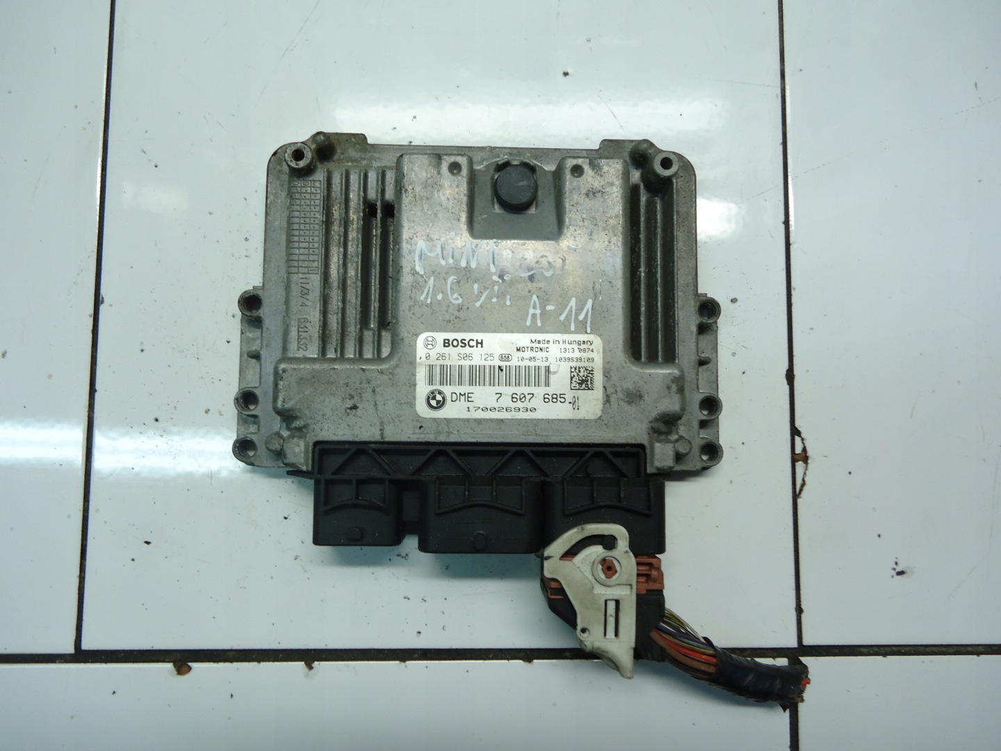 PEUGEOT 1.6 VTI computer Motore 0261S06125 7607685