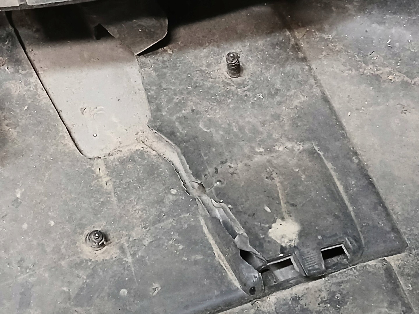 nárazník předek BMW X1 F48