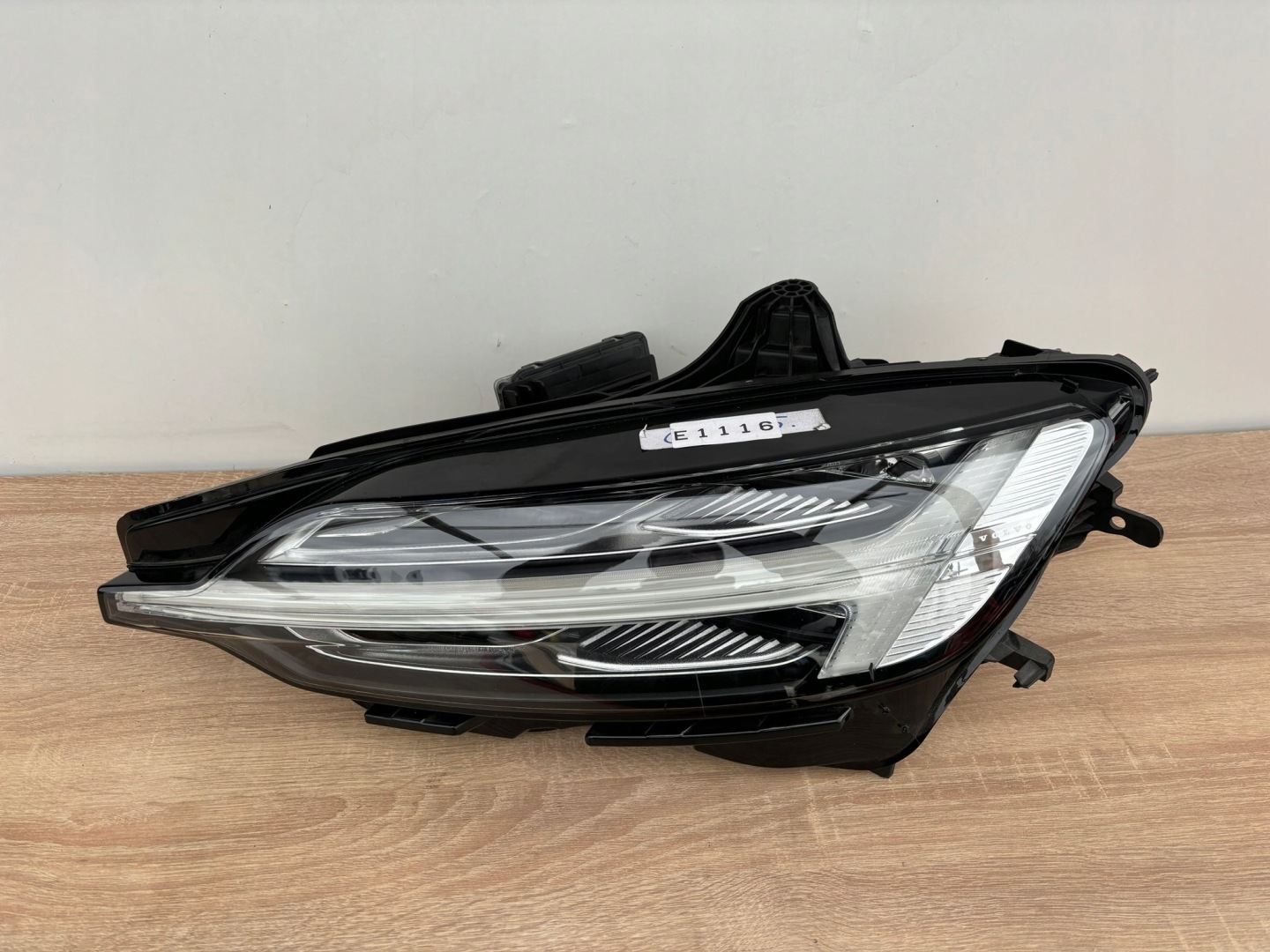 VOLVO S60 V60 CC60 17-22 ROK left light front FULL LED 32228815 E1116