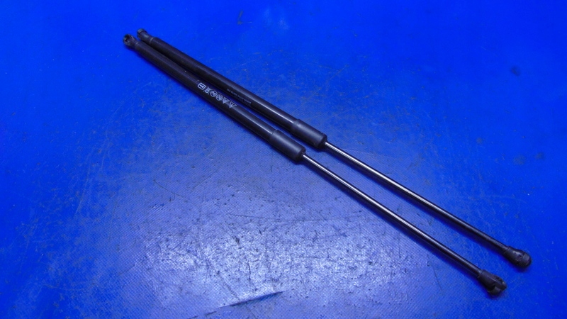 SILOWNIKI TELESKOPY heck heckklappe LEON CUPRA IV 20-26R