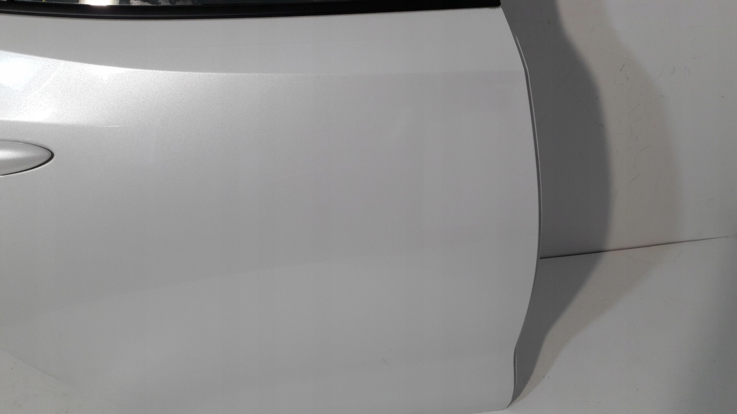door TOYOTA COROLLA E21 rear. right HATCHBACK 070 (T149)
