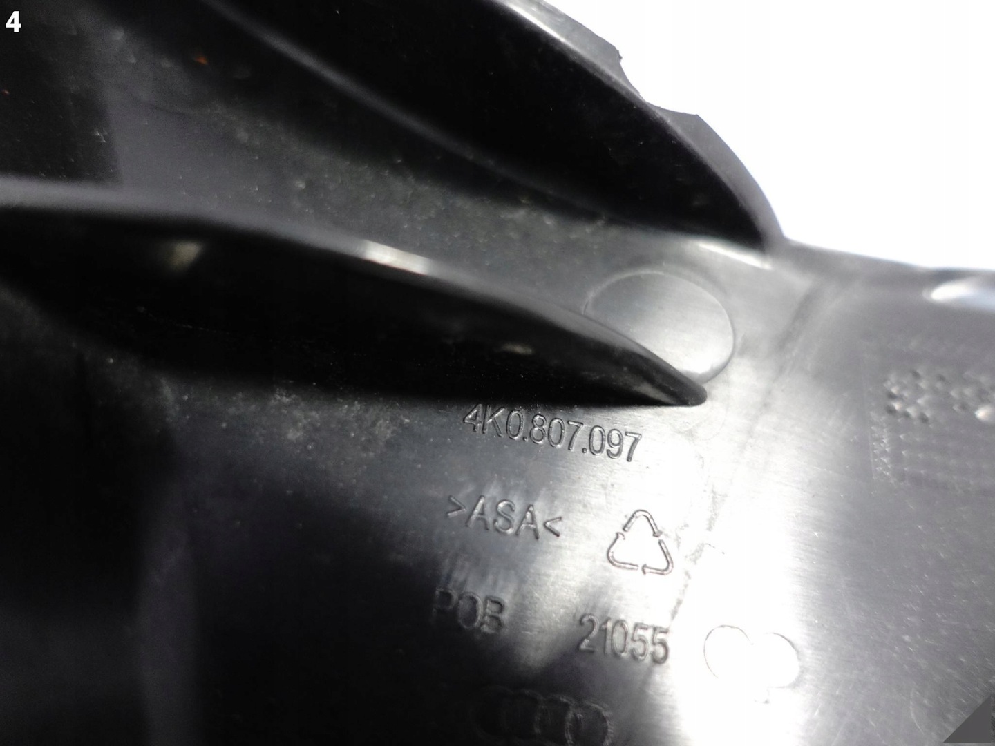AUDI A6 C8 4K0 ZWYKLY / BASIS 18- bumper support console pillar left