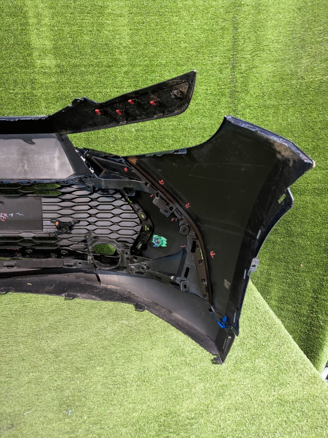 front bumper front TOYOTA C-HR II NR.Z9829