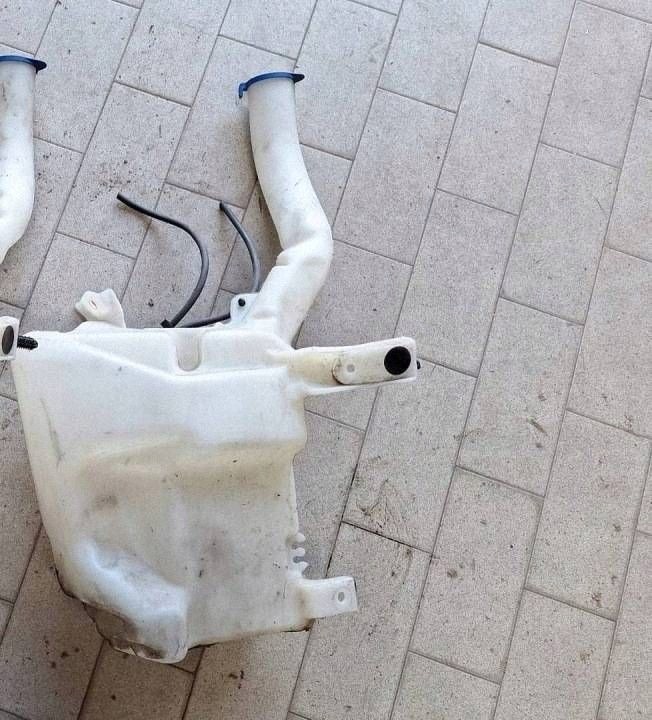 washer fluid tank Ford S-MAX EM2B17B613A