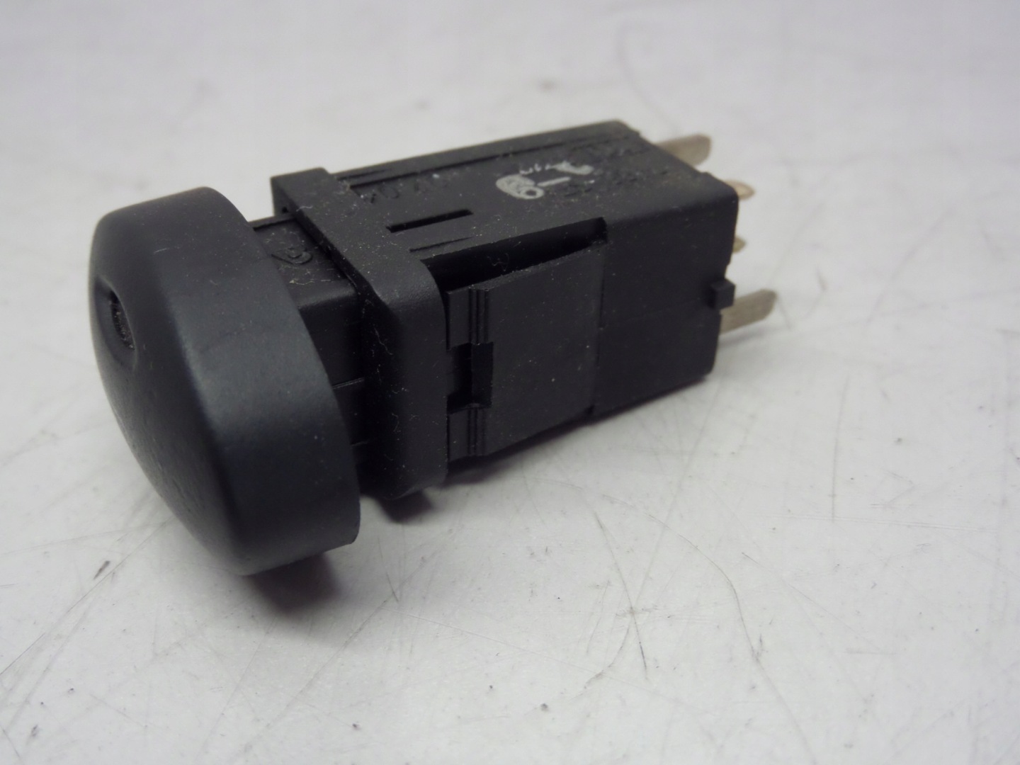 switch of the heating windows LADA KALINA and 06-18