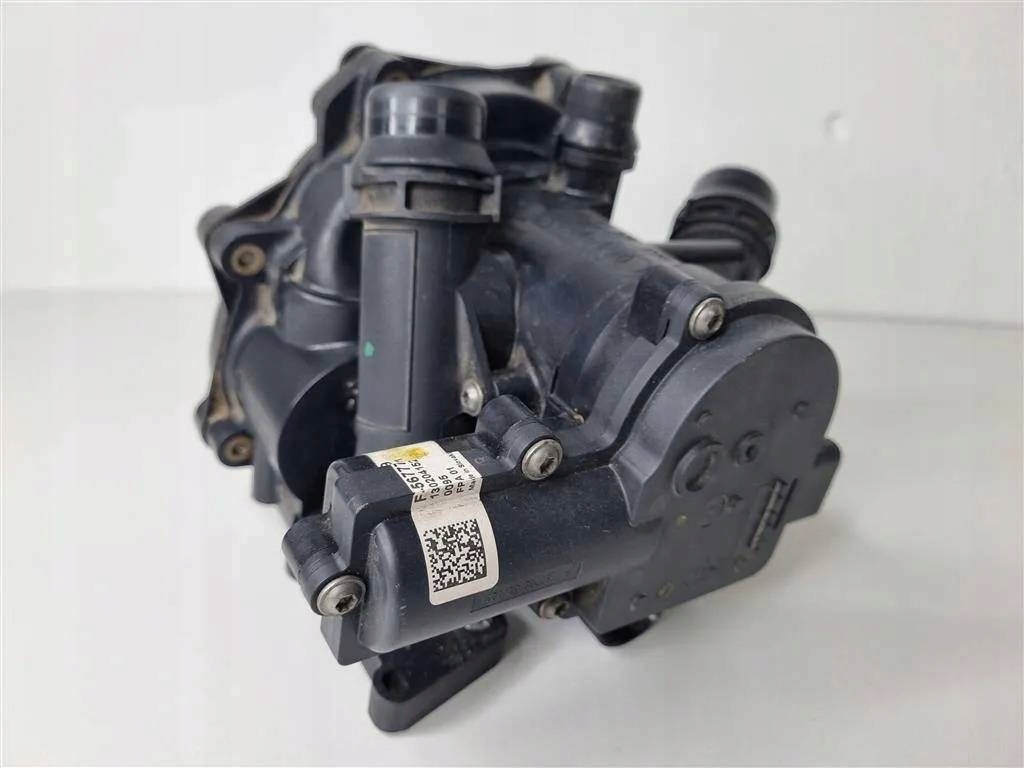 termostato Audi A4 B8 facelift 2013 06L121111E
