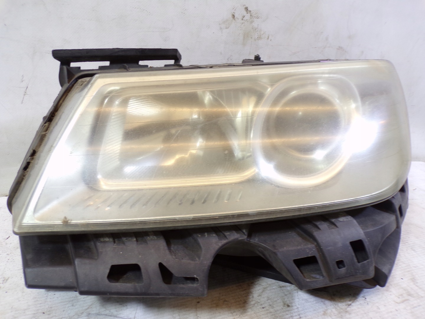 light front front left RENAULT MEGANE 2 II LIFT (2) (K1)