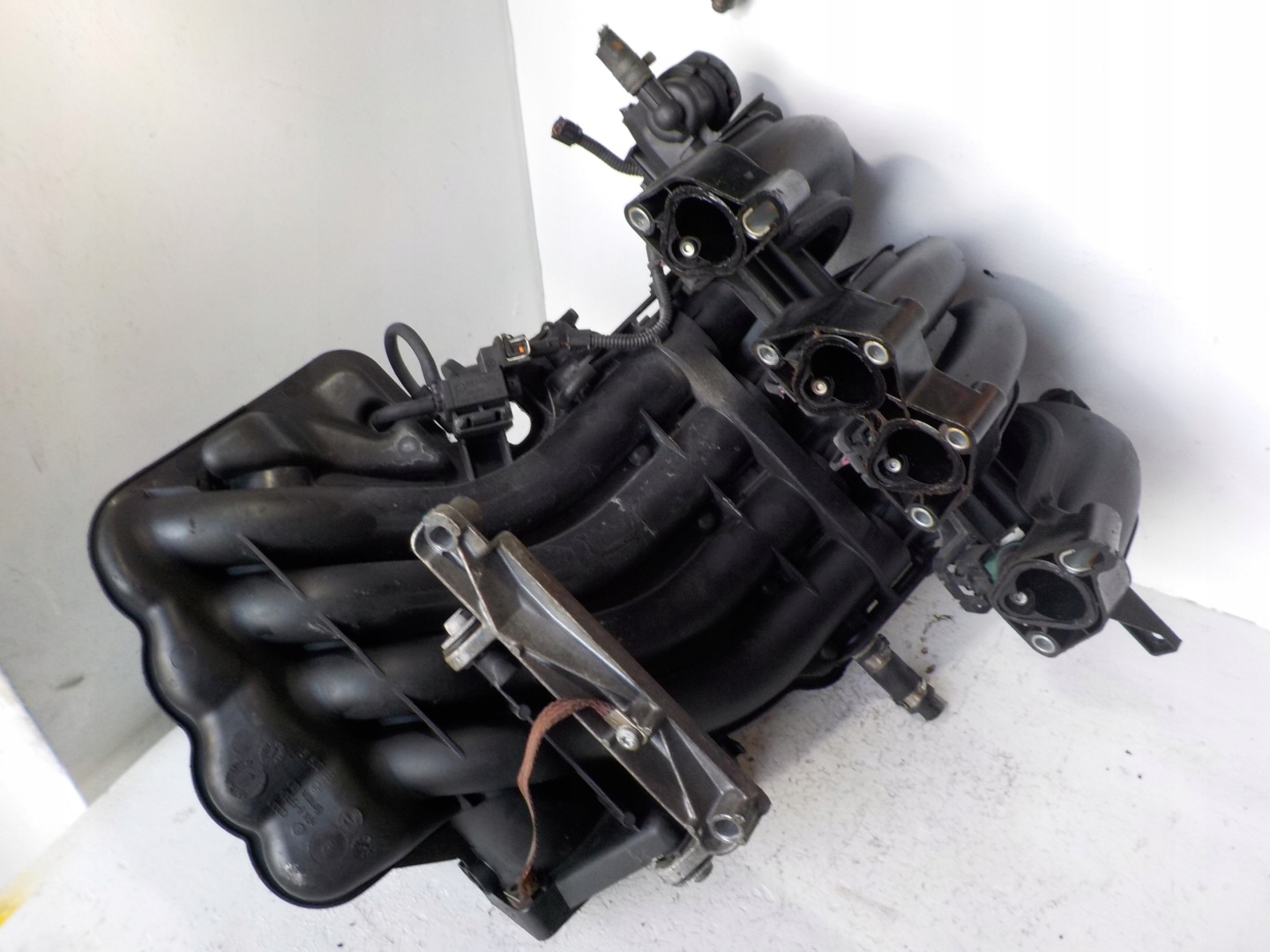 VW GOLF IV AUDI A3 1.6 SR intake manifold injectors injection ramp