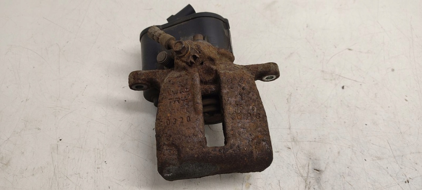 caliper rear part rear right VW Passat CC 2,0 TDI