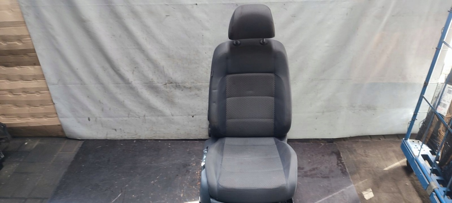 Sitz Sitze komplet VW Golf V kombi 1,4 TSI