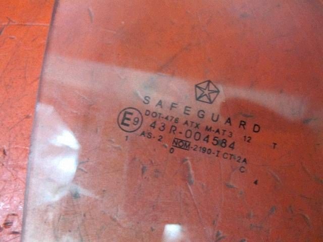 Chrysler PT Cruiser window door right front front