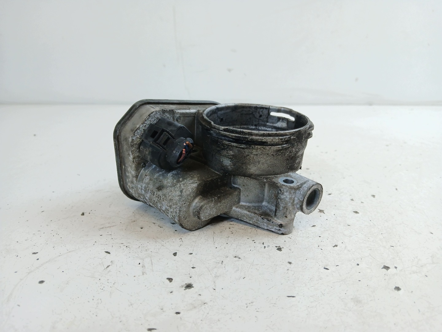 AUDI A3 8P VW GOLF V OCTAVIA II 1.9 TDI valvola a farfalla 038128063G