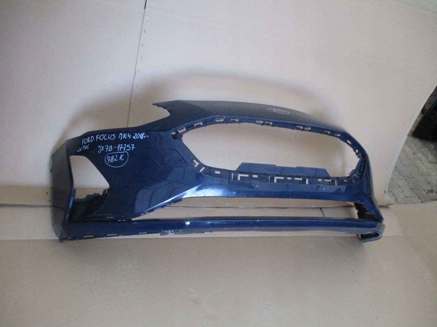 bumper front front Ford Focus MK4 2018r- 2xPDC JX7B-17757
