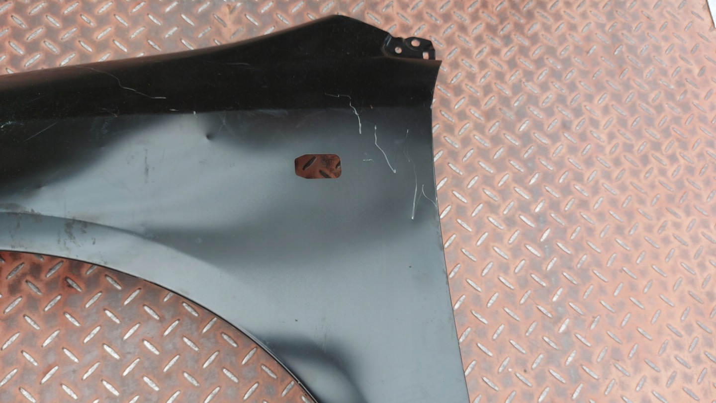 fender left front TOYOTA COROLLA E12 02-06