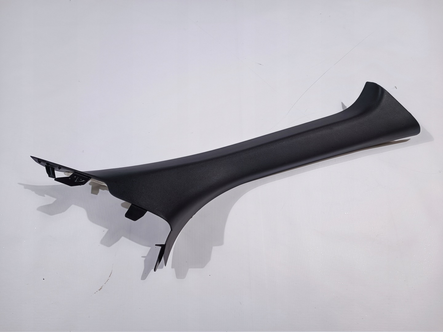 side slupka A cover right Ford Explorer 2011-2019