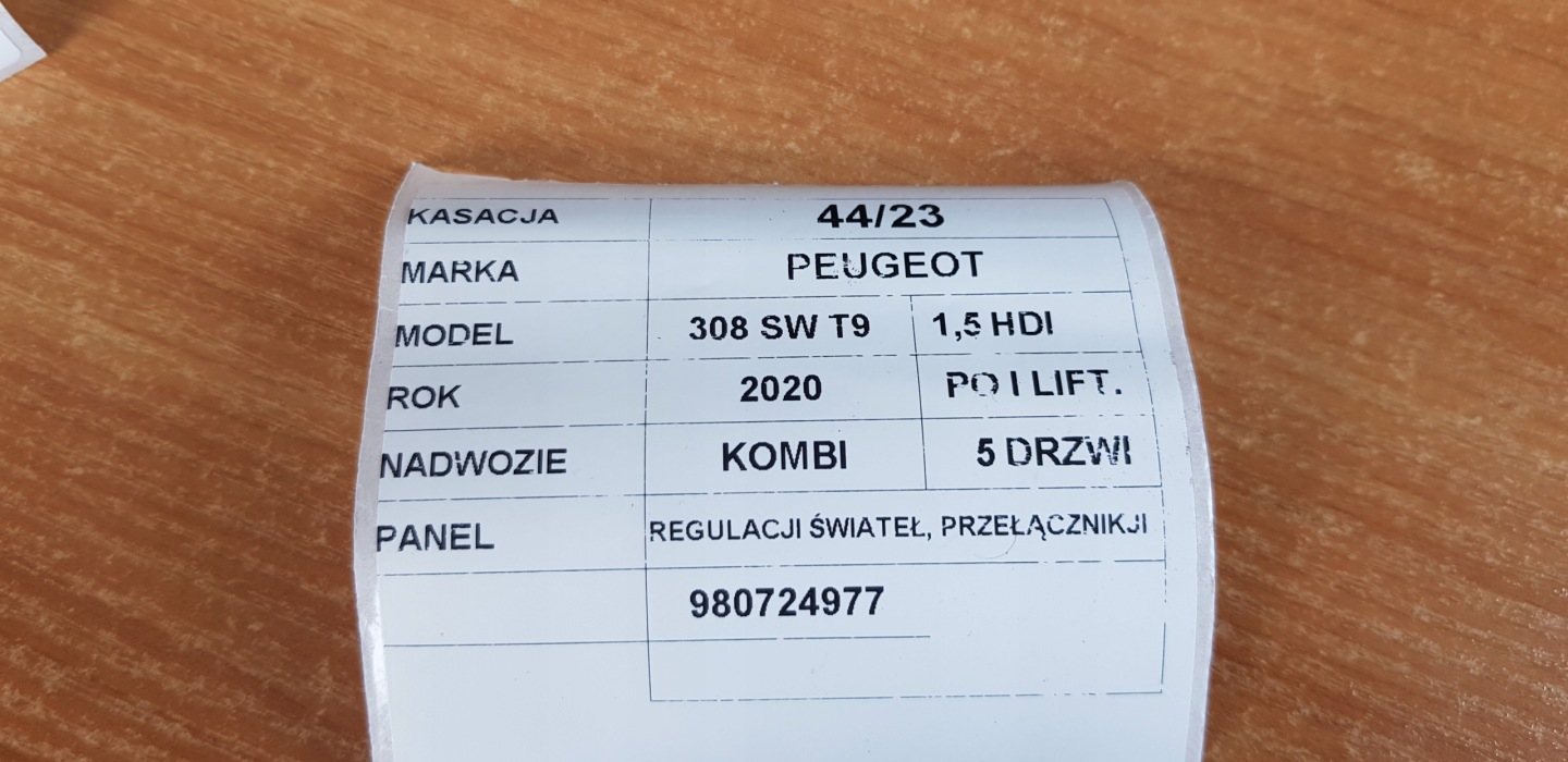 Panel control swia. Peugeot 308 SW T9 9807240977