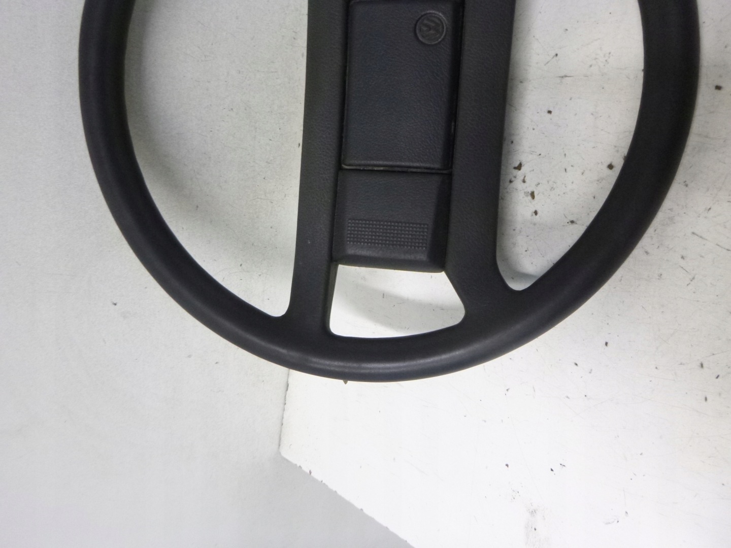 LENKRAD VOLKSWAGEN PASSAT B2 1982R. LADNA
