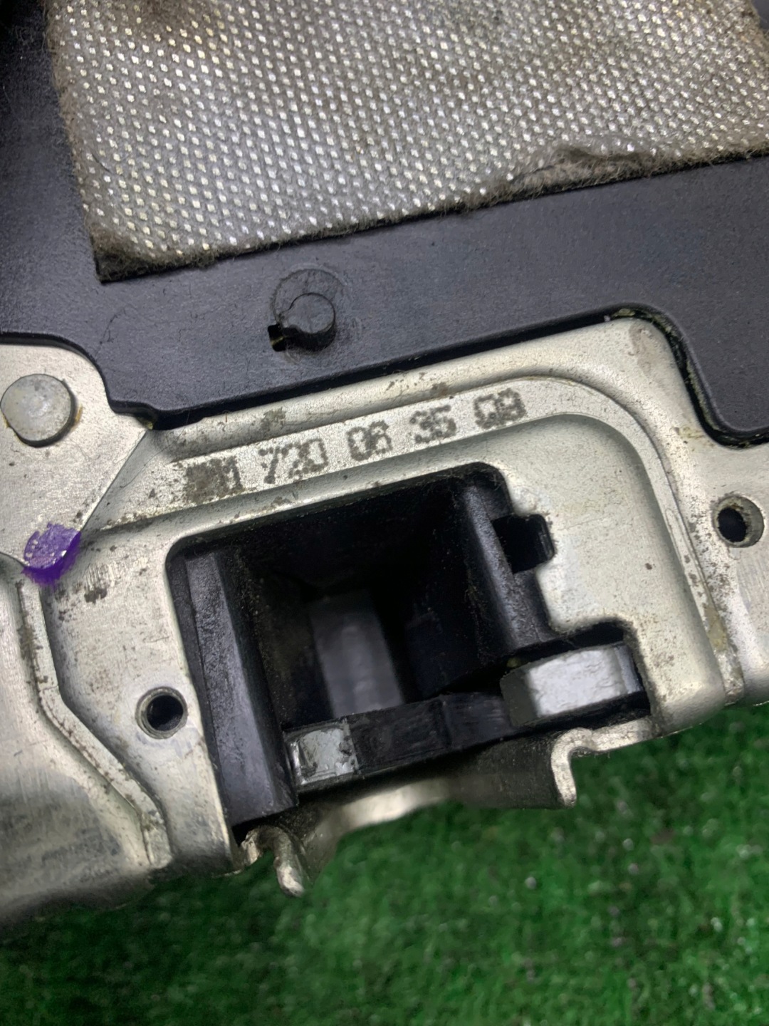 lock door right front MERCEDES W211 2117200635