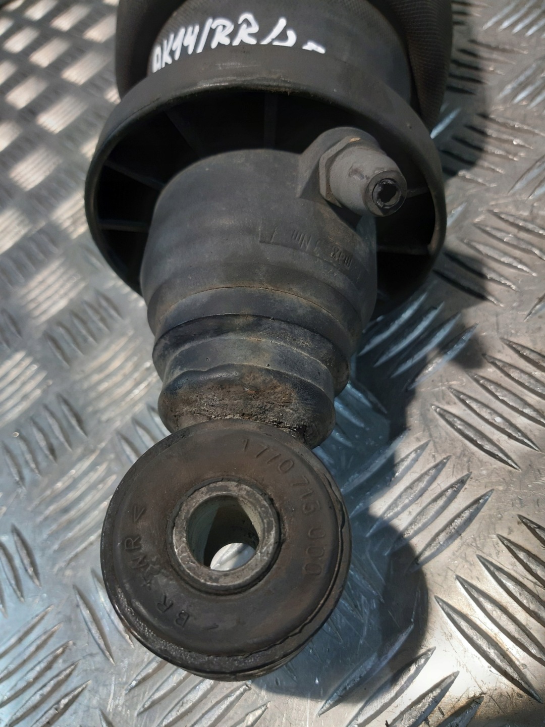 shock absorber airbag cabs SCANIA R420 1393470
