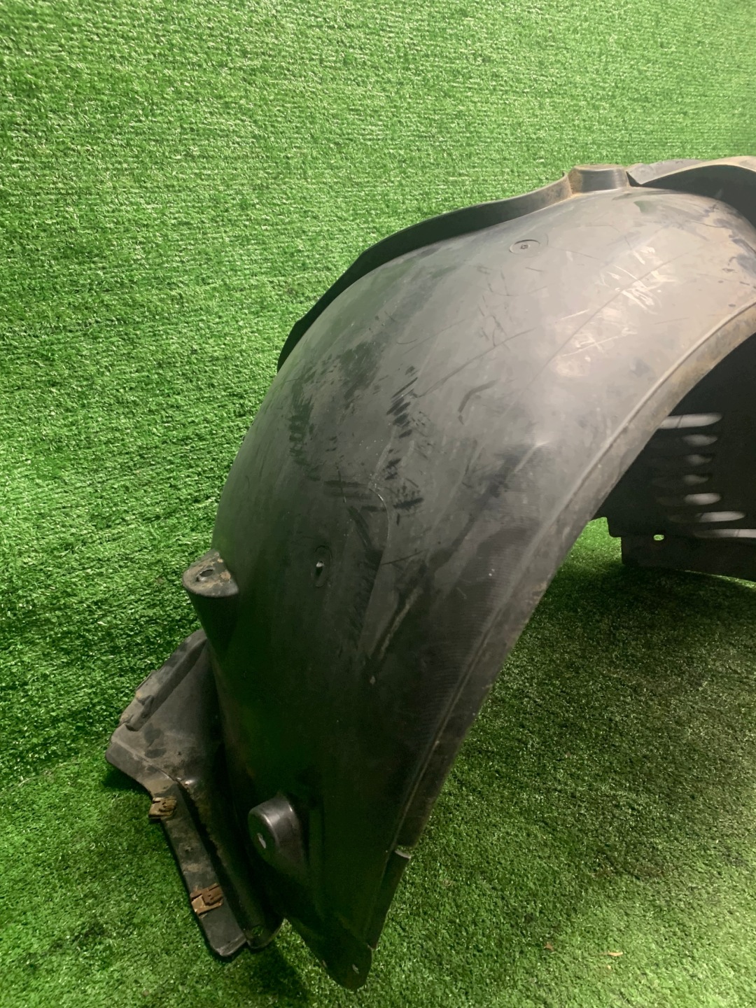 mudguard right front MERCEDES E W211 a2116981430 a2116980230 KOMPLET