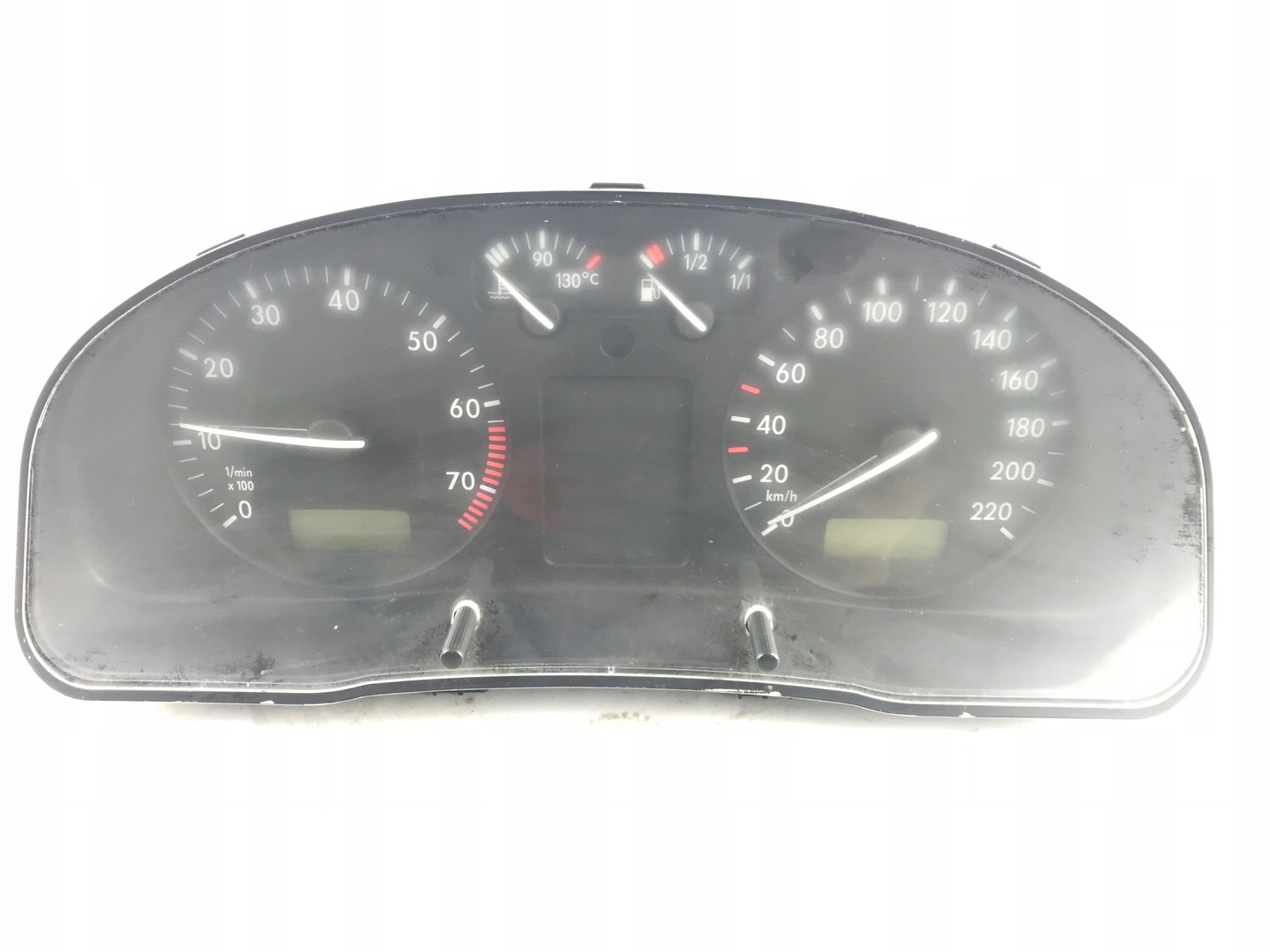 dials PREDKOSCIOMIERZ VW PASSAT (3B2) 1.6 VW