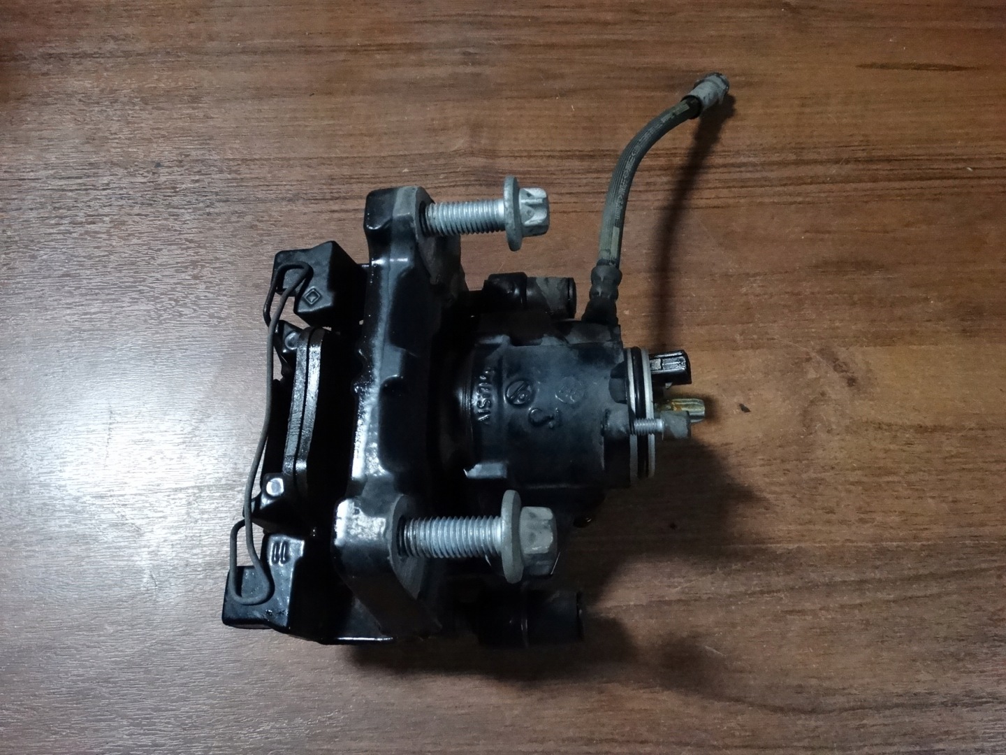 caliper rear right MASERATI GHIBLI LEVANTE 1