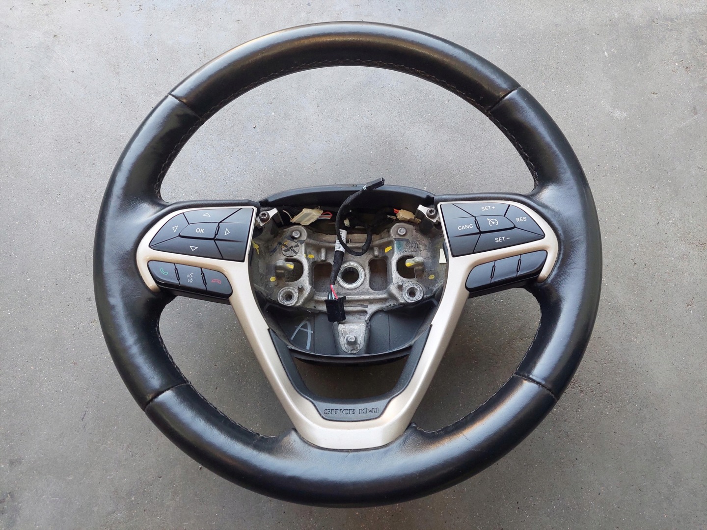 lenkrad MULTIFUNKCJA JEEP CHEROKEE KL