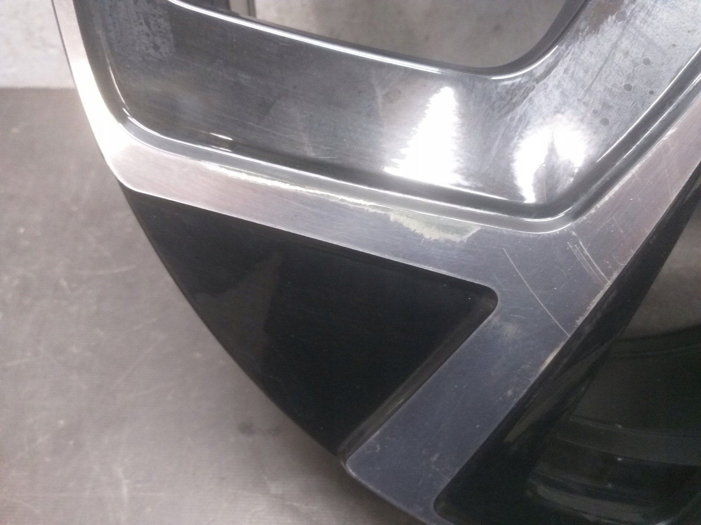 disk hliníkový VW ID3 7,5J 19" ET50 5X112 10A601025K