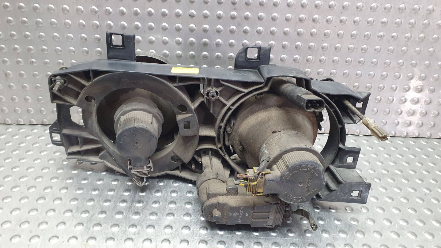light right front 0301384202 BMW 5 E32 E34 original EUROPA