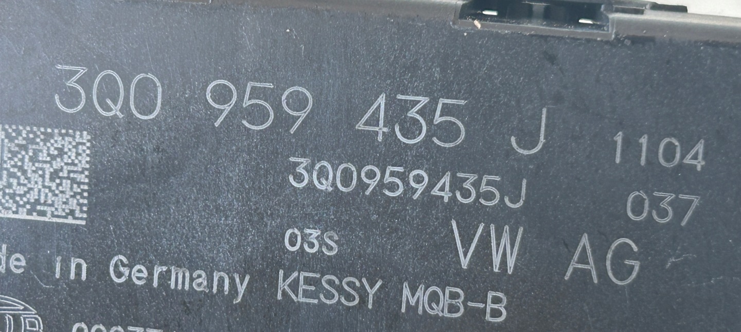 modulo Centralina KESSY PASSAT B8 ARTEON 3Q0959435J